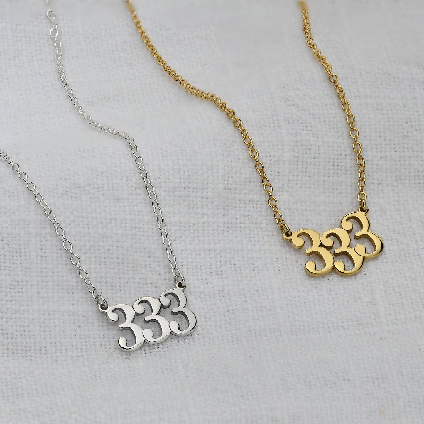 Personalisierte Sterlingsilber Engelszahl Halskette