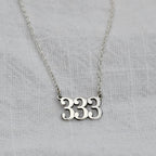 Personalisierte Sterlingsilber Engelszahl Halskette