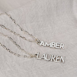 Personalisierte Sterlingsilber-Halskette mit Namensanhänger, 40,5 - 61 cm